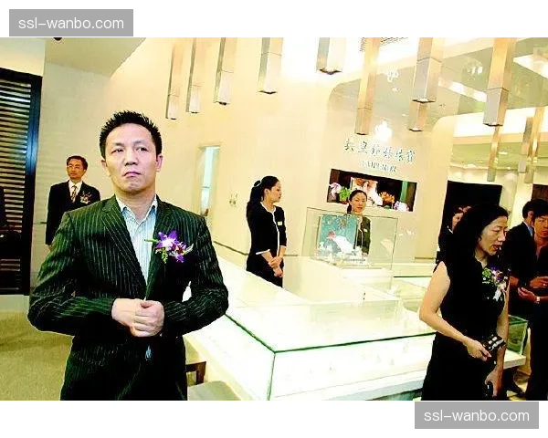 前波尔多俱乐部主席因挪用资金罪被判入狱